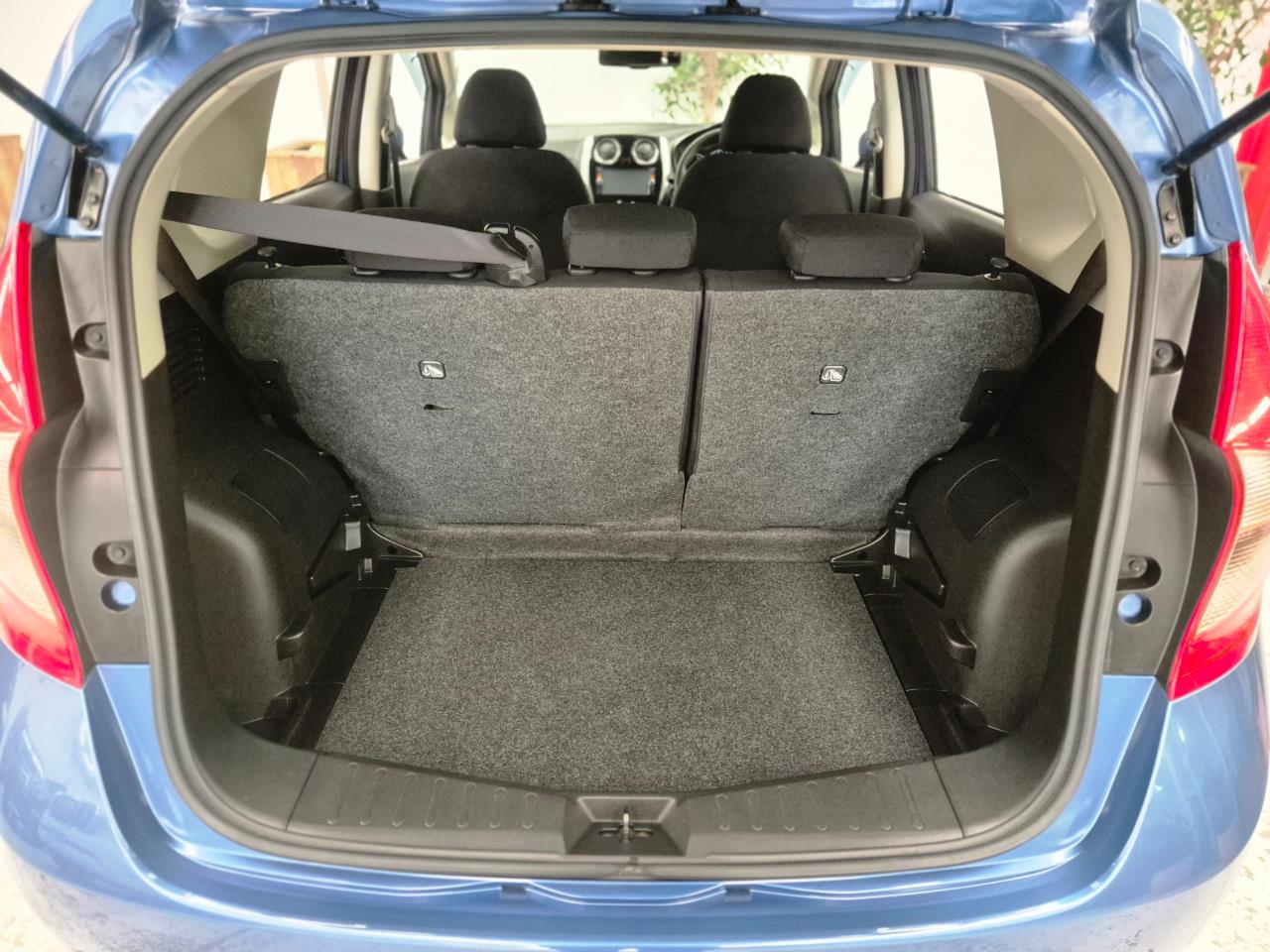 2015 Nissan Note thumbnail