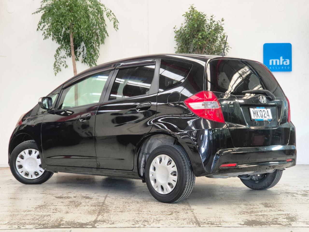 2011 Honda Fit thumbnail