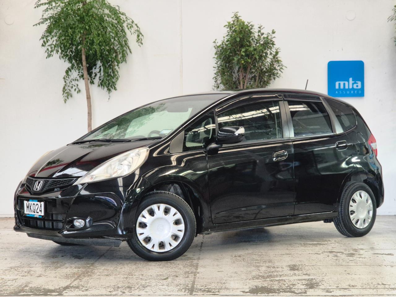2011 Honda Fit thumbnail