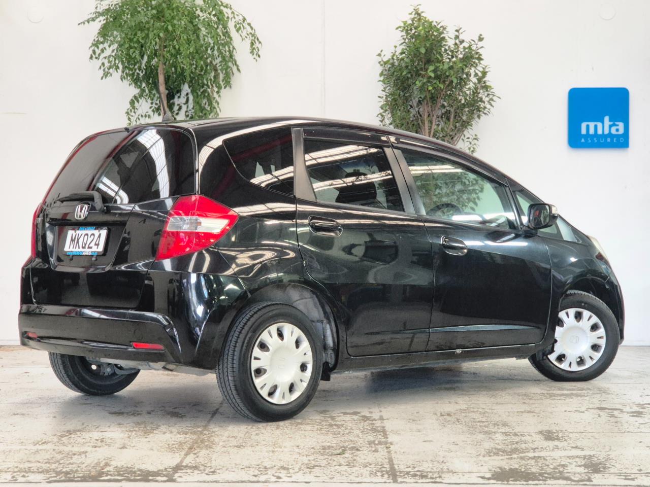 2011 Honda Fit thumbnail