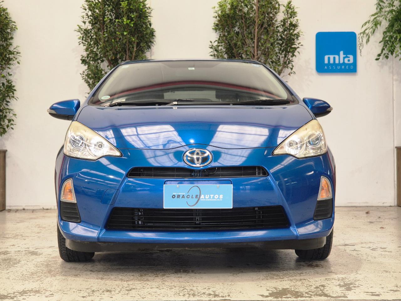 2014 Toyota Aqua thumbnail
