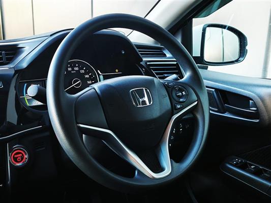 2019 Honda Grace thumbnail