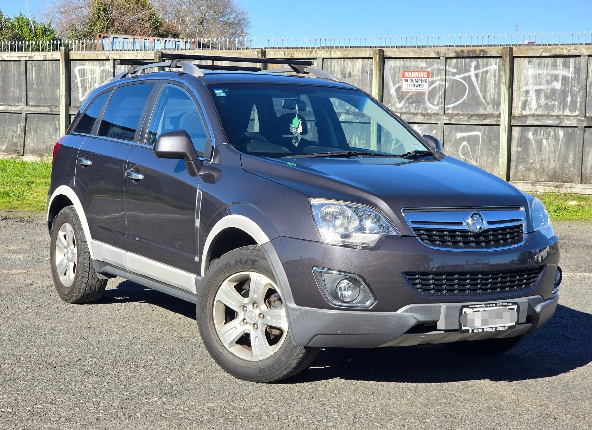 2013 Holden Captiva thumbnail