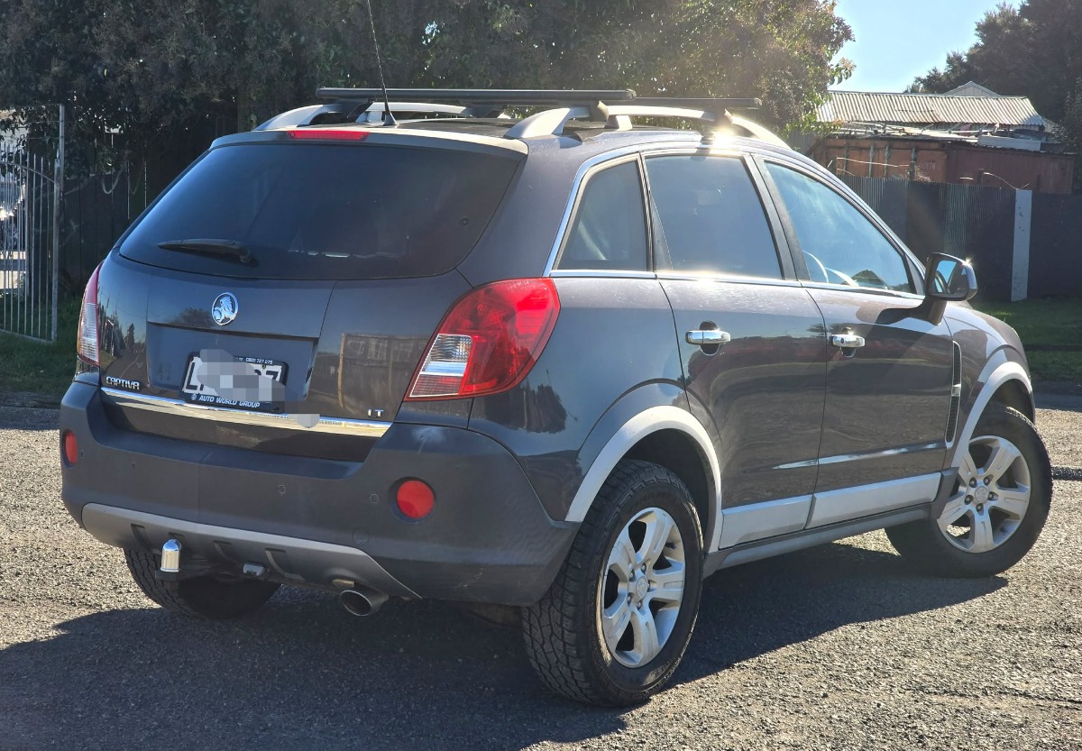 2013 Holden Captiva thumbnail