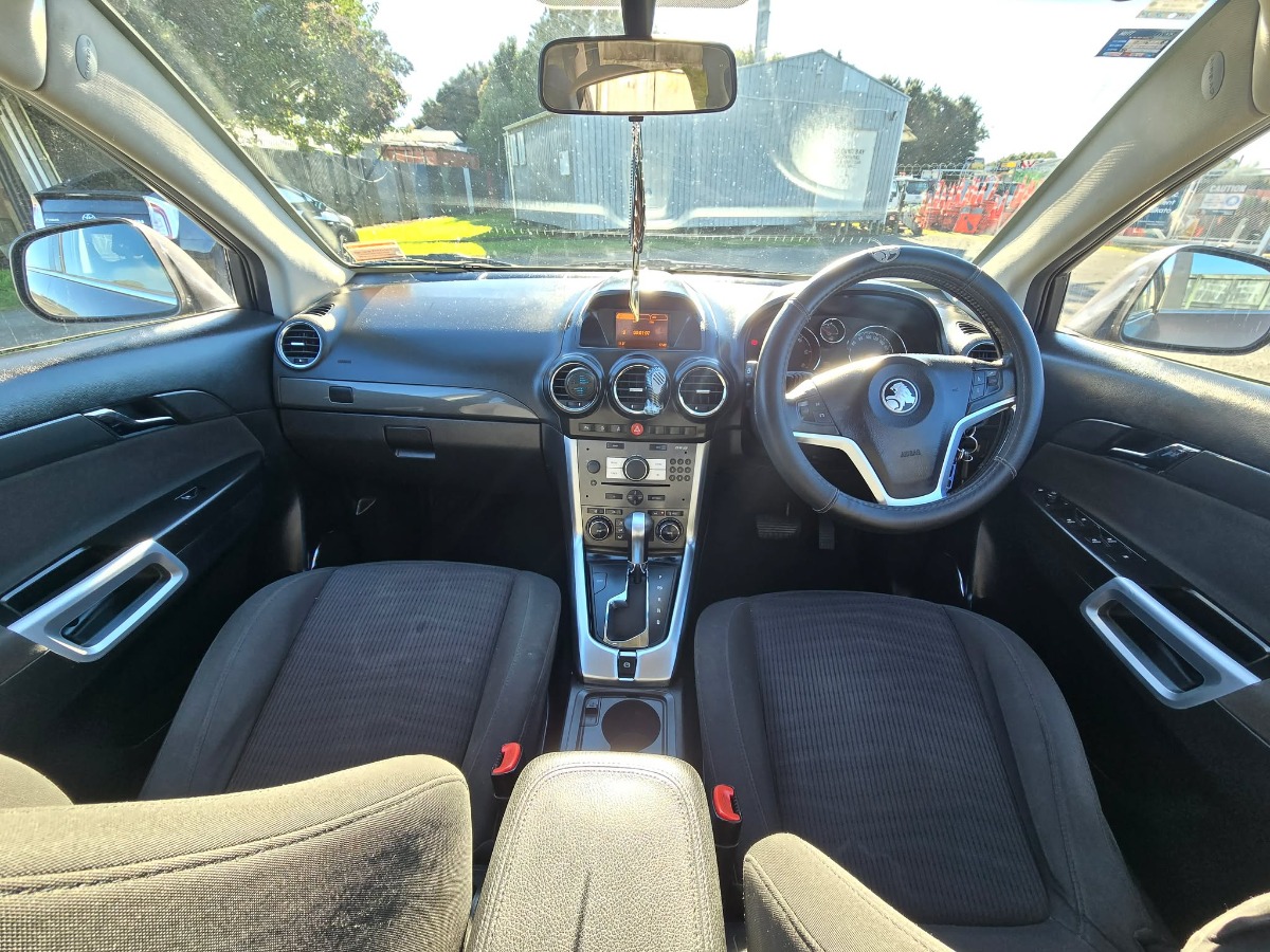 2013 Holden Captiva thumbnail