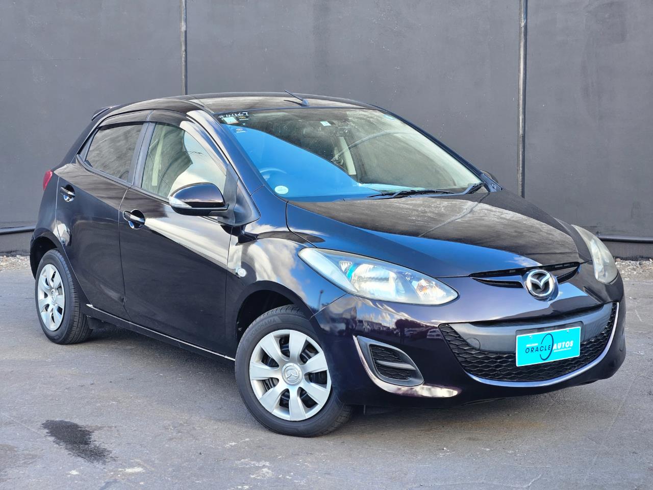 2013 Mazda Demio thumbnail