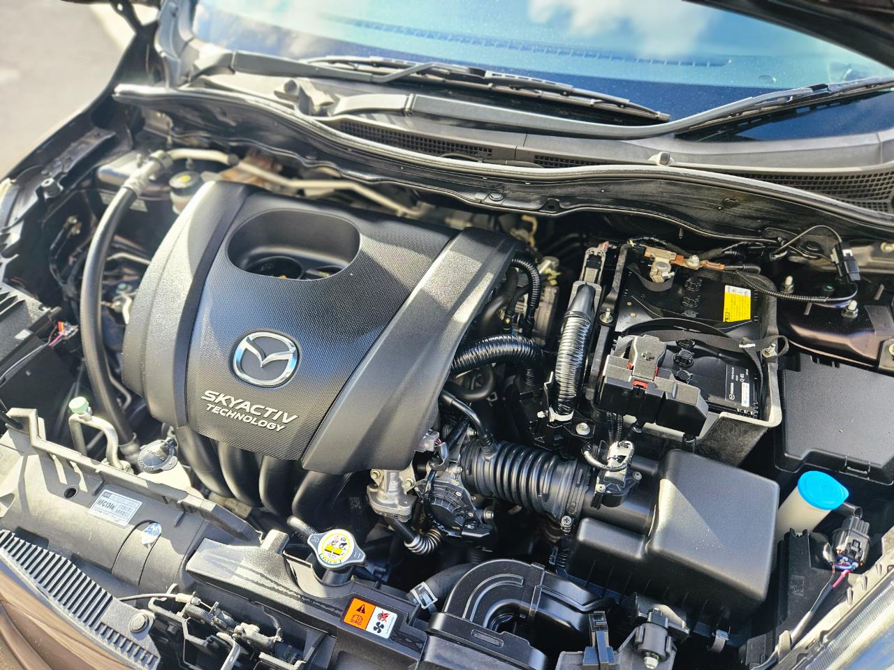 2013 Mazda Demio thumbnail