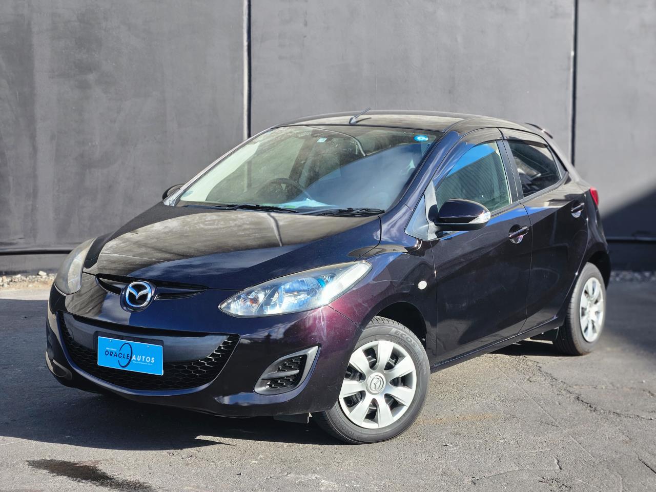 2013 Mazda Demio thumbnail