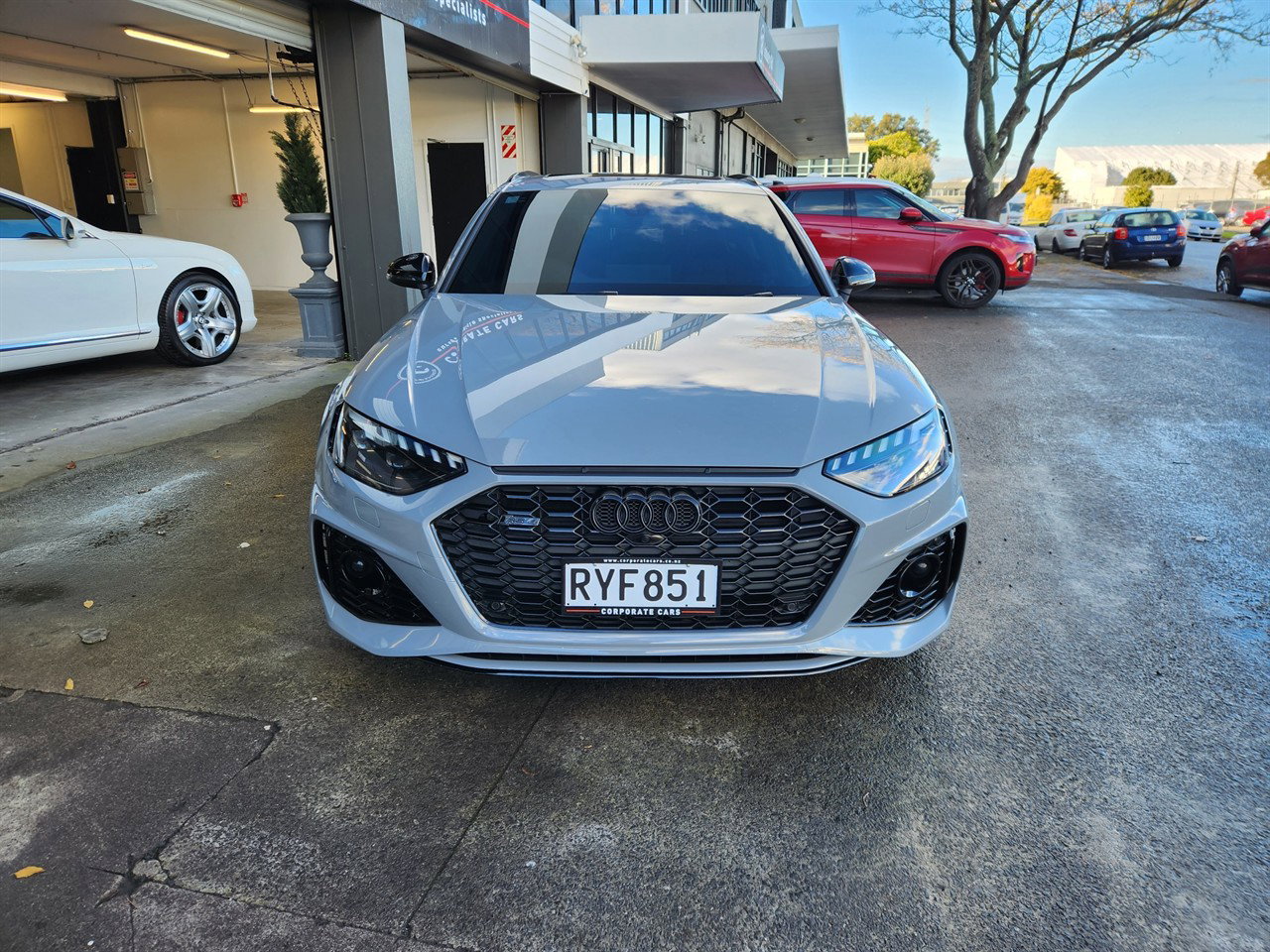 2020 Audi Rs4 thumbnail