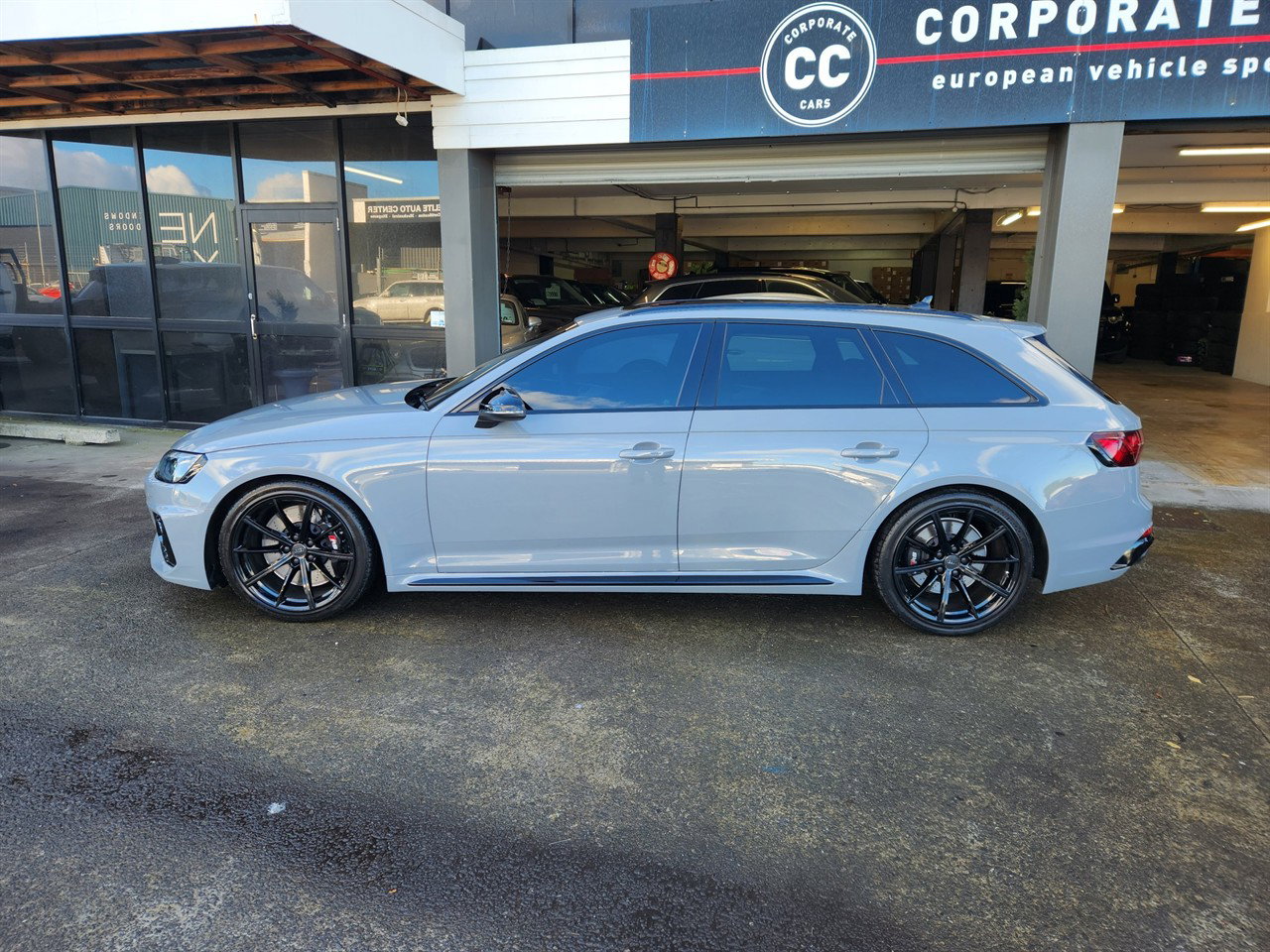 2020 Audi Rs4 thumbnail