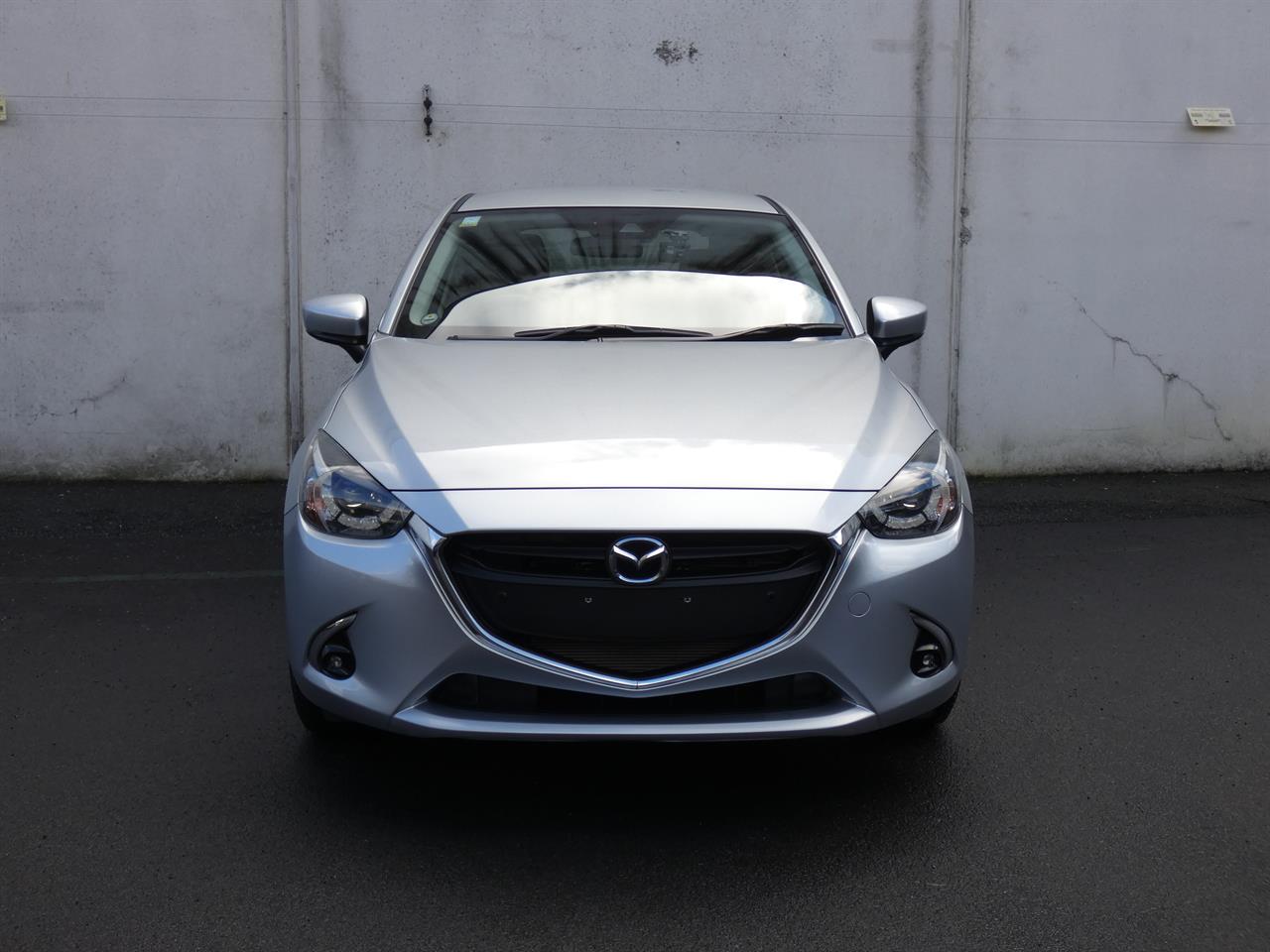 2018 Mazda DEMIO thumbnail