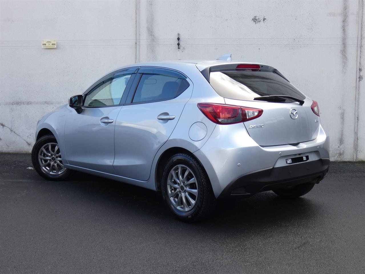 2018 Mazda DEMIO thumbnail