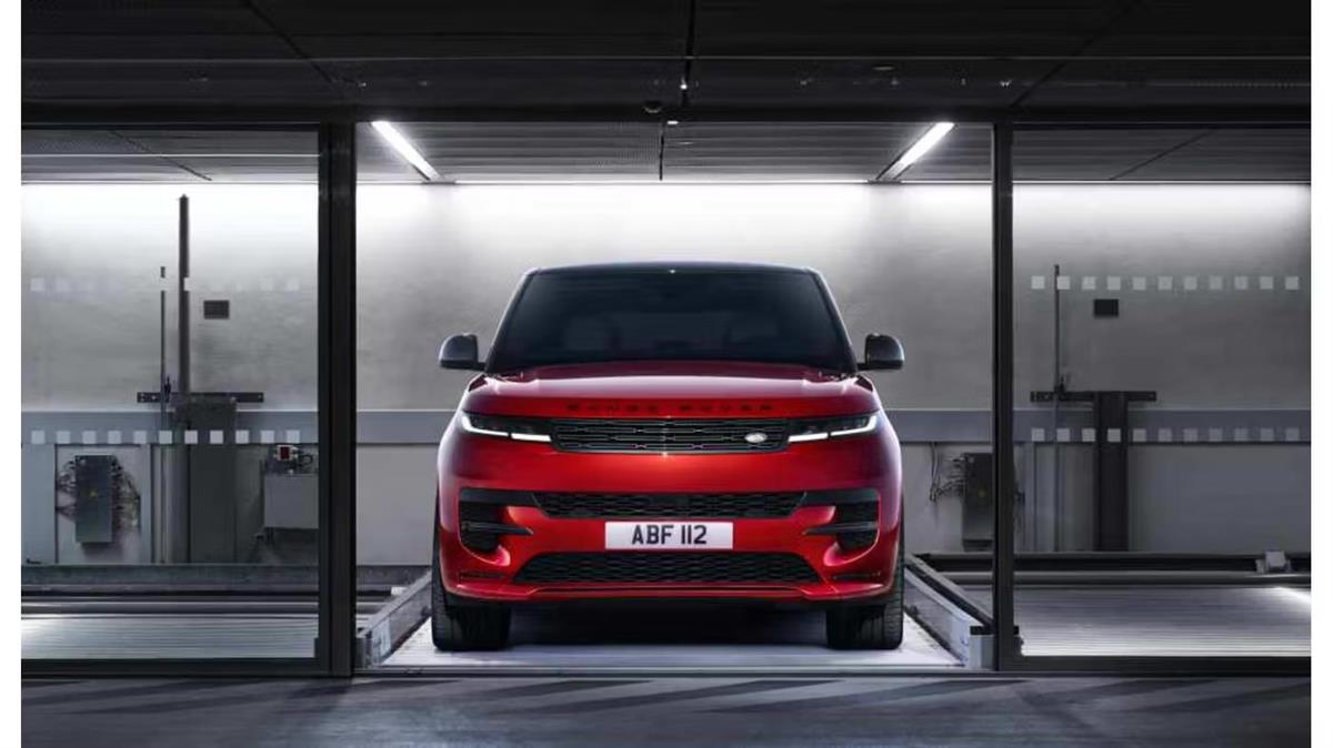 2023 Land Rover Range thumbnail
