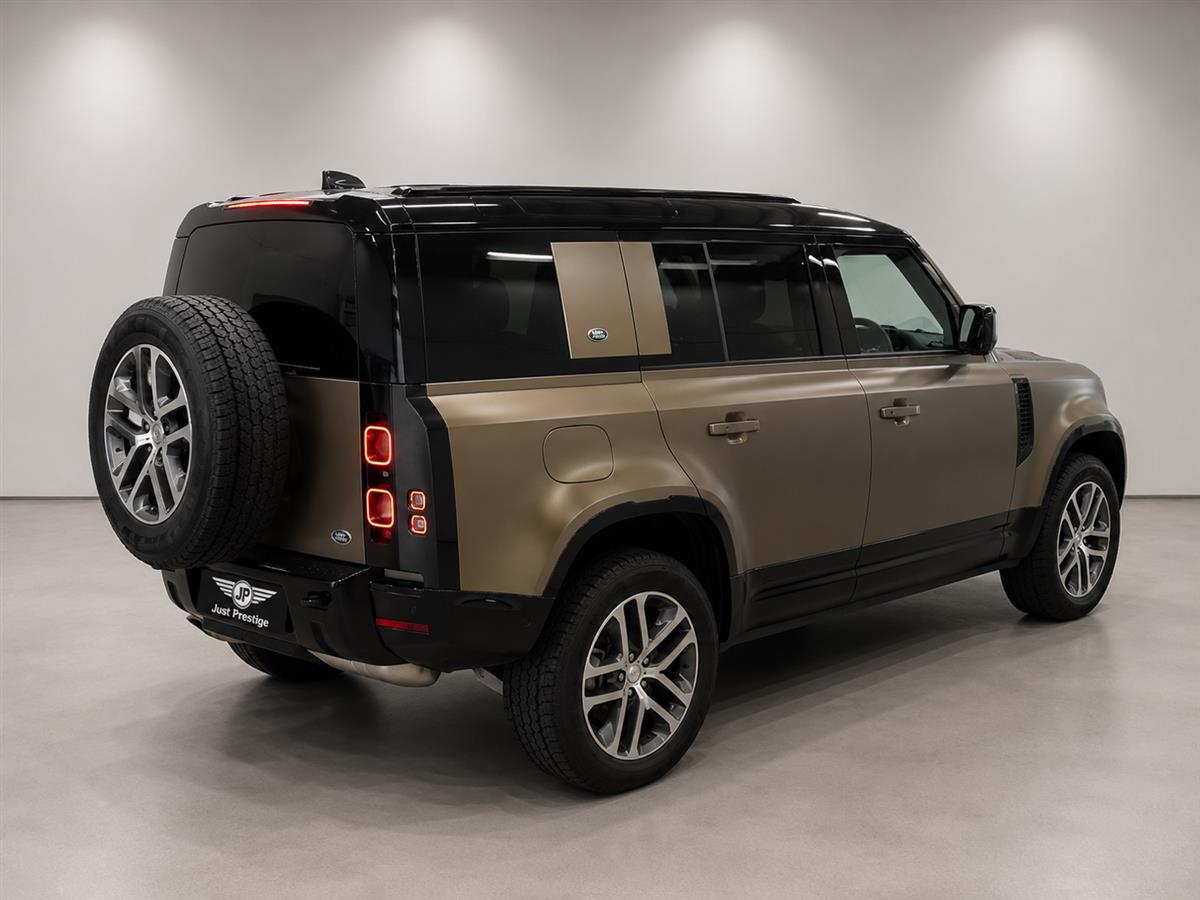 2023 Land Rover Defender thumbnail