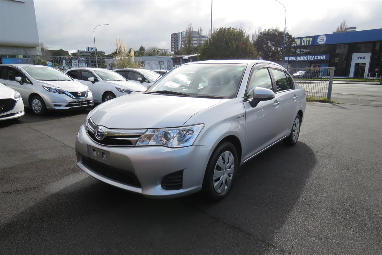 2015 Toyota Corolla thumbnail