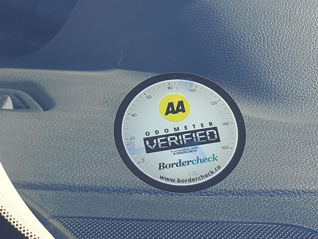 2015 Honda Vezel thumbnail