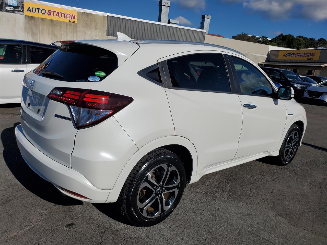 2015 Honda Vezel thumbnail