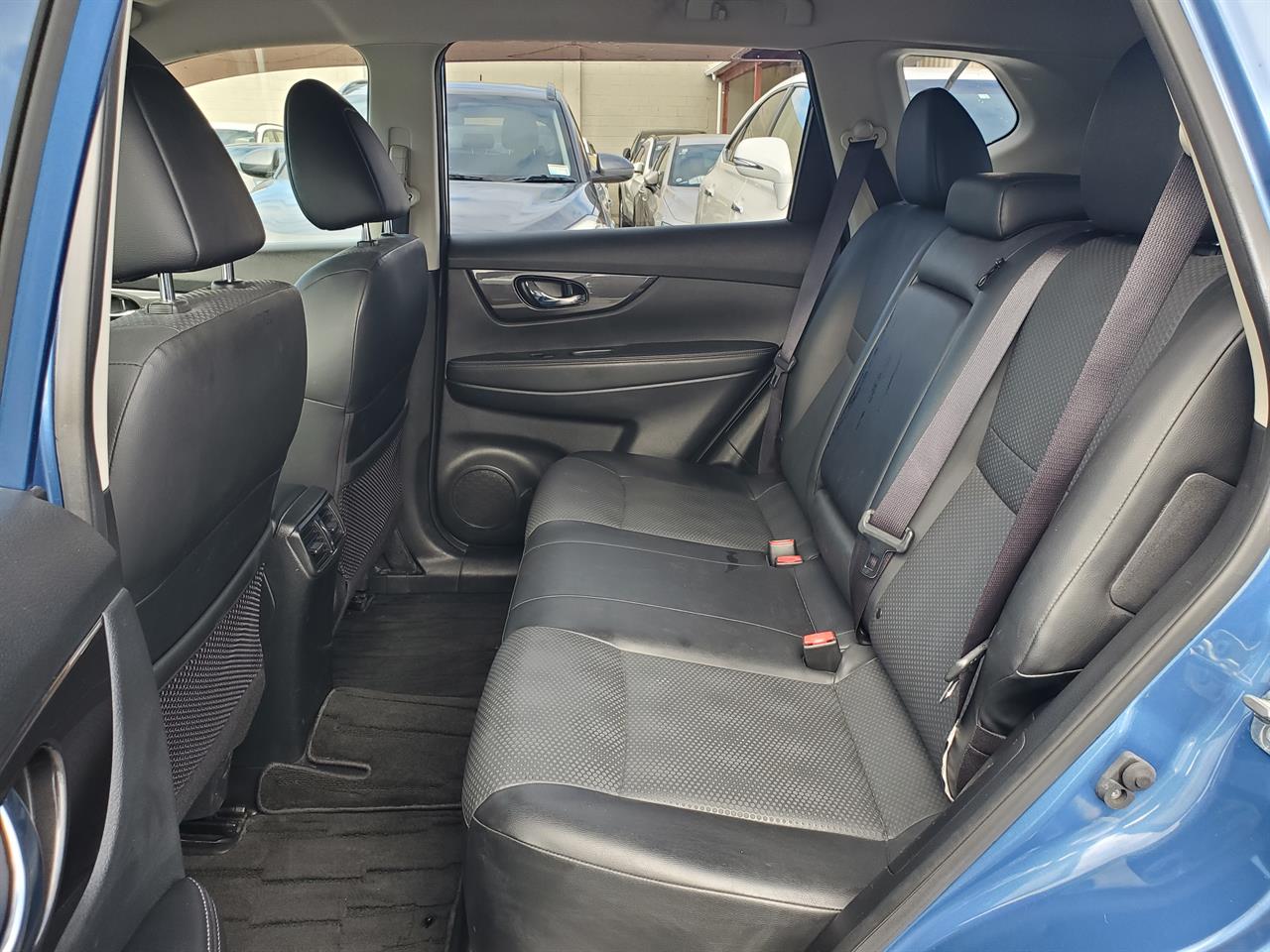 2019 Nissan X-Trail thumbnail