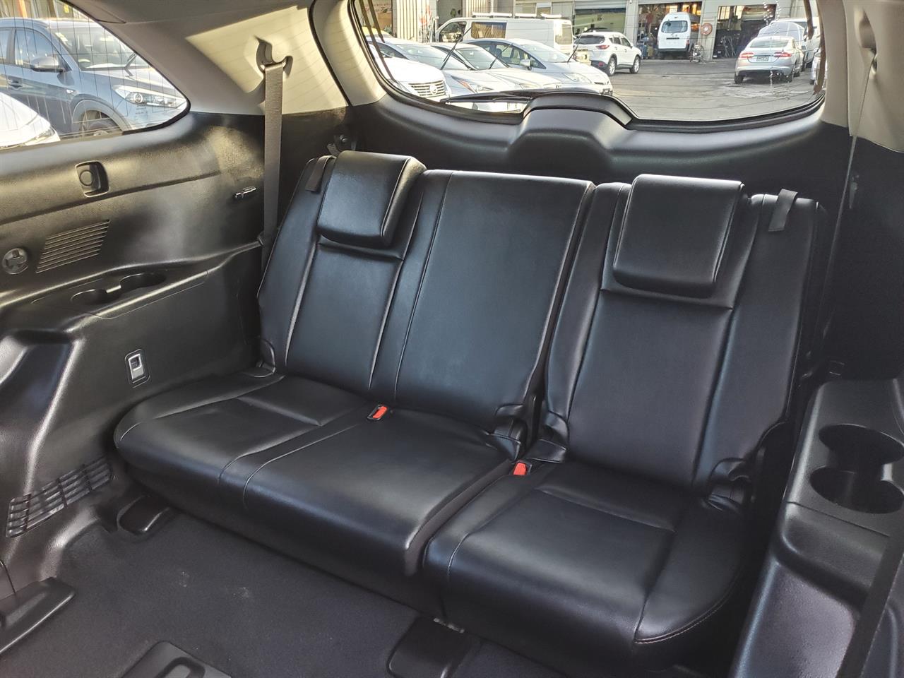 2019 Toyota Highlander thumbnail