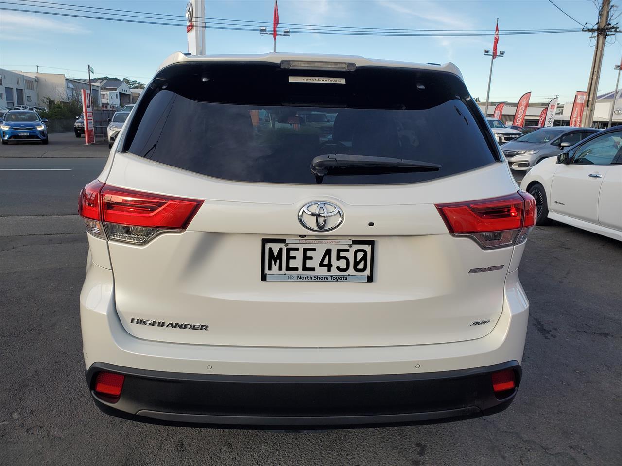 2019 Toyota Highlander thumbnail