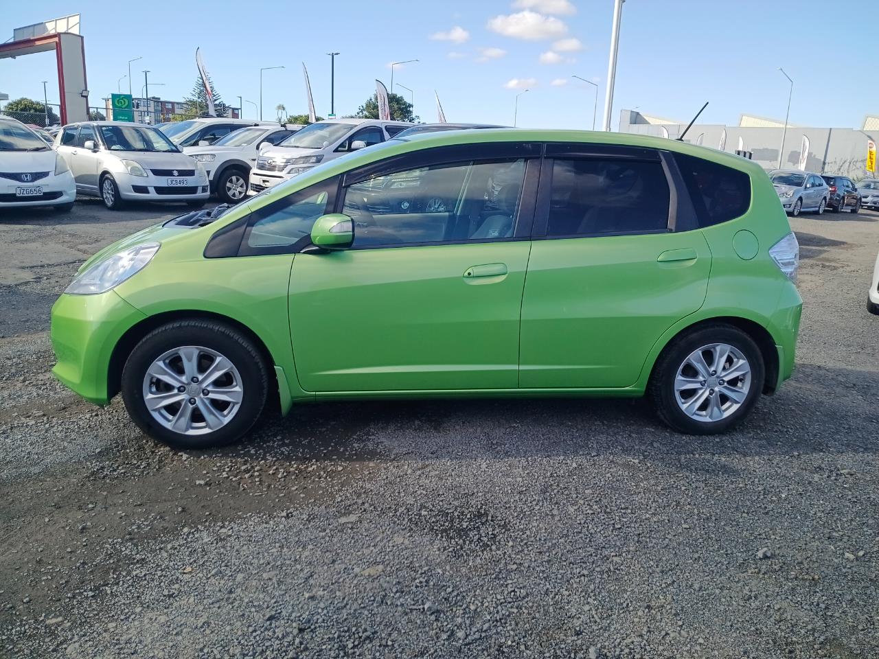 2012 Honda fit thumbnail