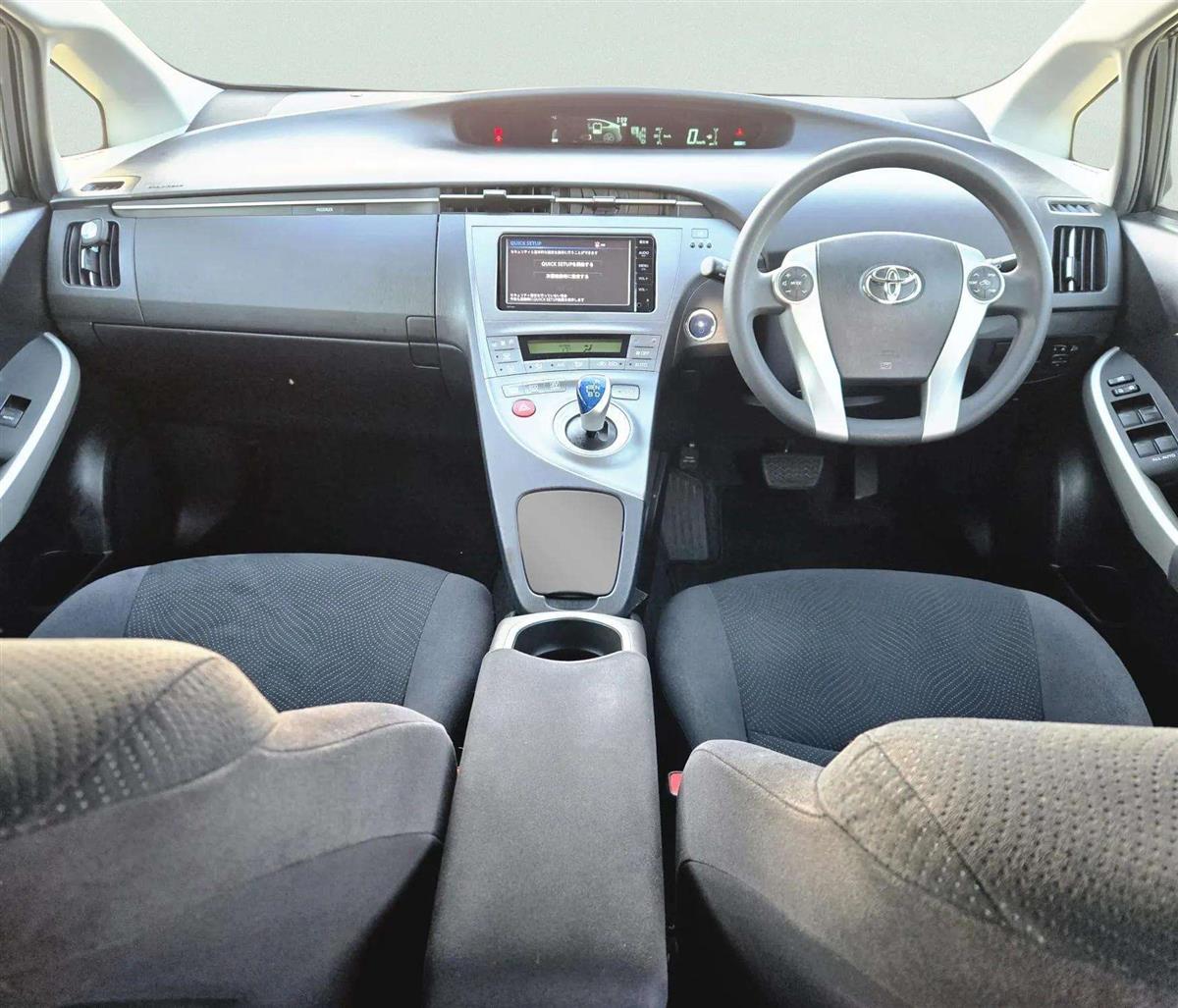 2015 Toyota Prius thumbnail