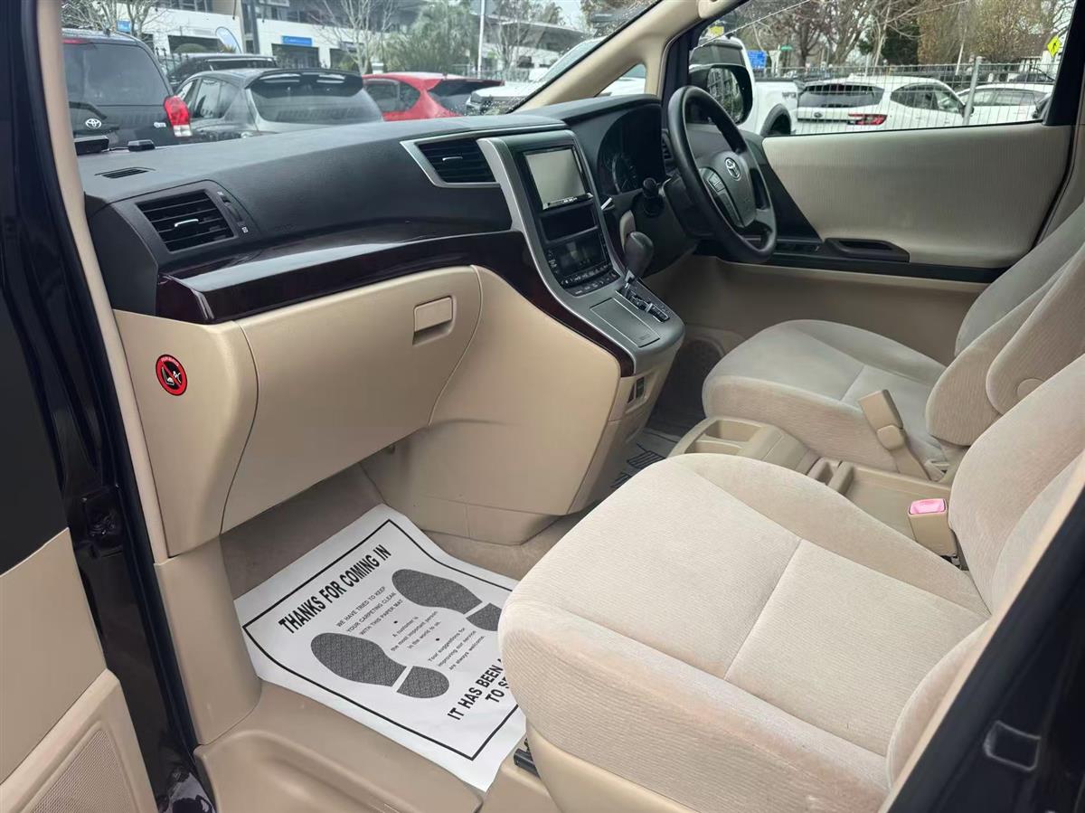 2012 Toyota Vellfire thumbnail