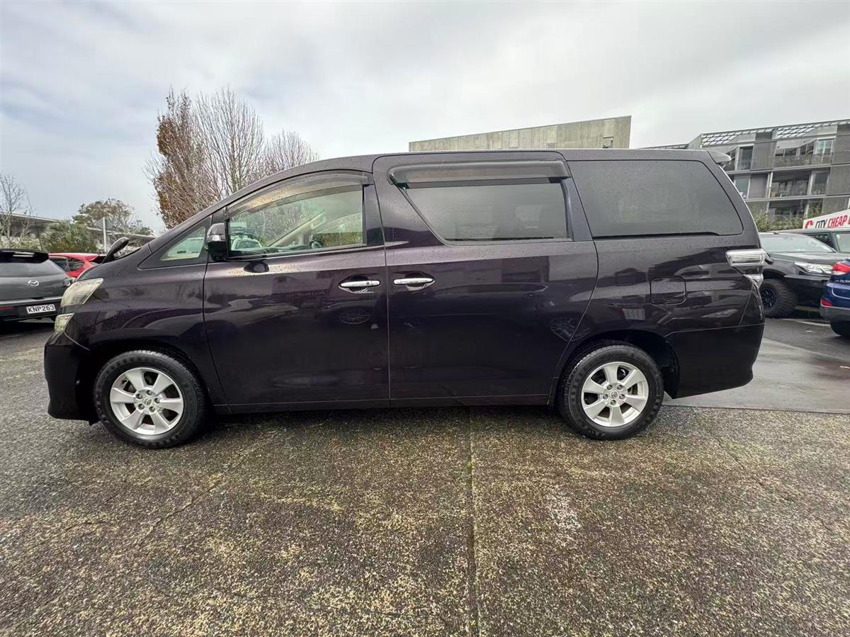 2012 Toyota Vellfire thumbnail