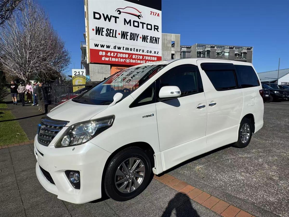 2014 Toyota Alphard