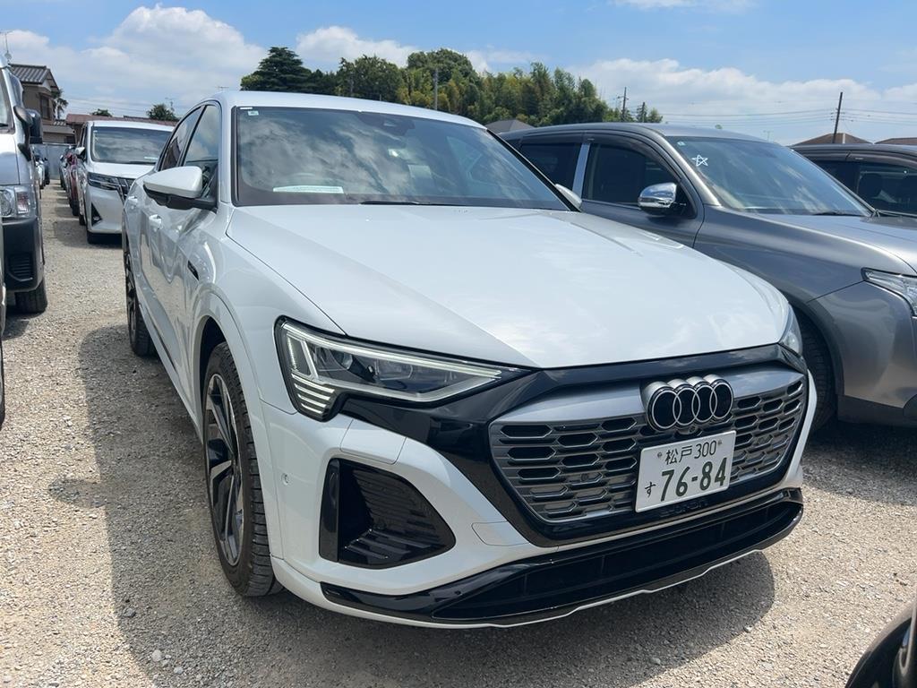 2024 Audi Q8