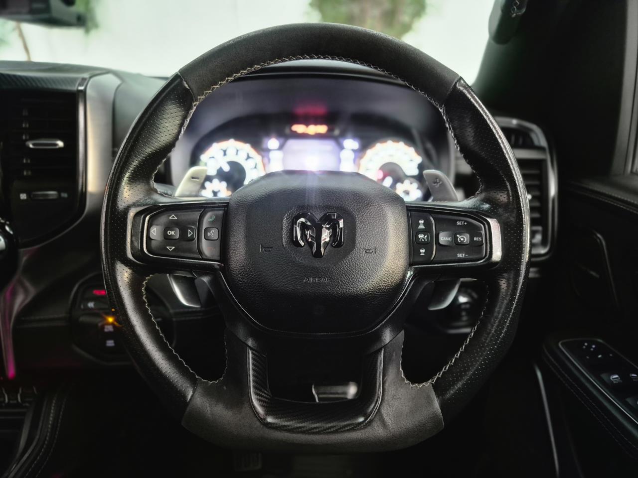2023 Ram 1500 thumbnail