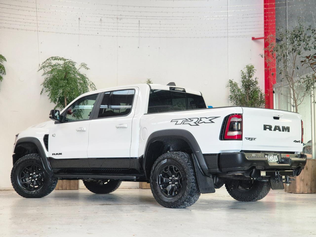 2023 Ram 1500 thumbnail