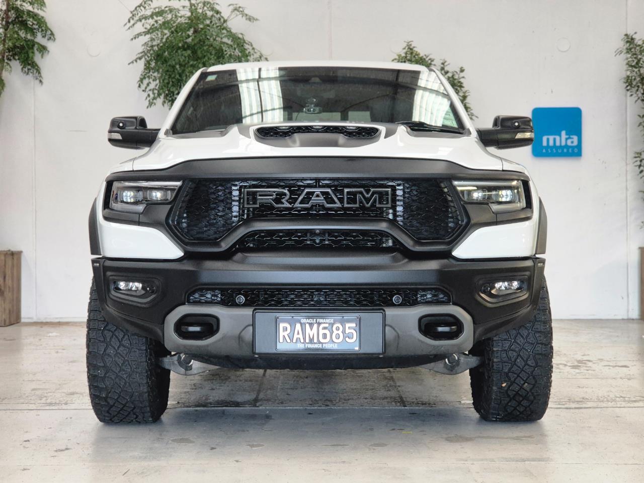 2023 Ram 1500 thumbnail