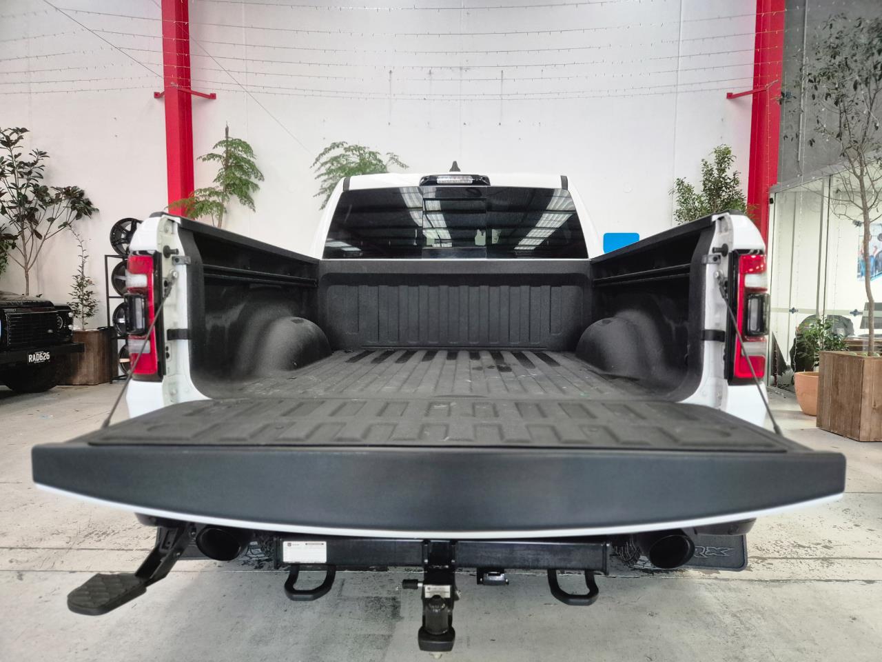 2023 Ram 1500 thumbnail