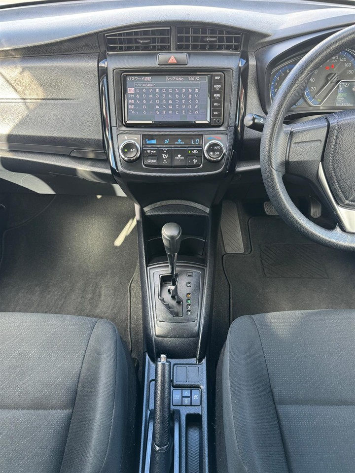 2020 Toyota Corolla thumbnail