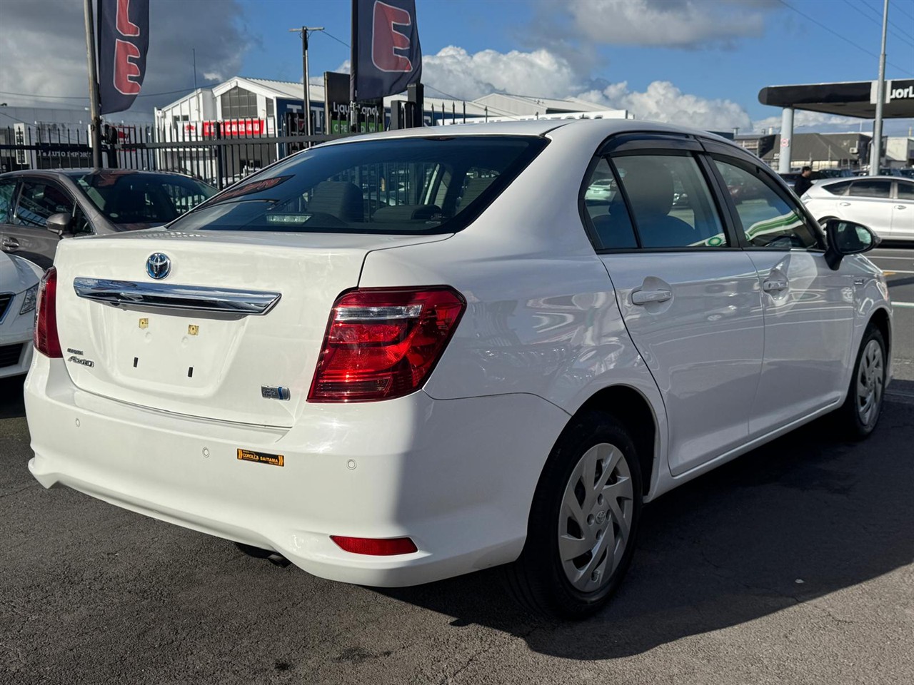 2020 Toyota Corolla thumbnail