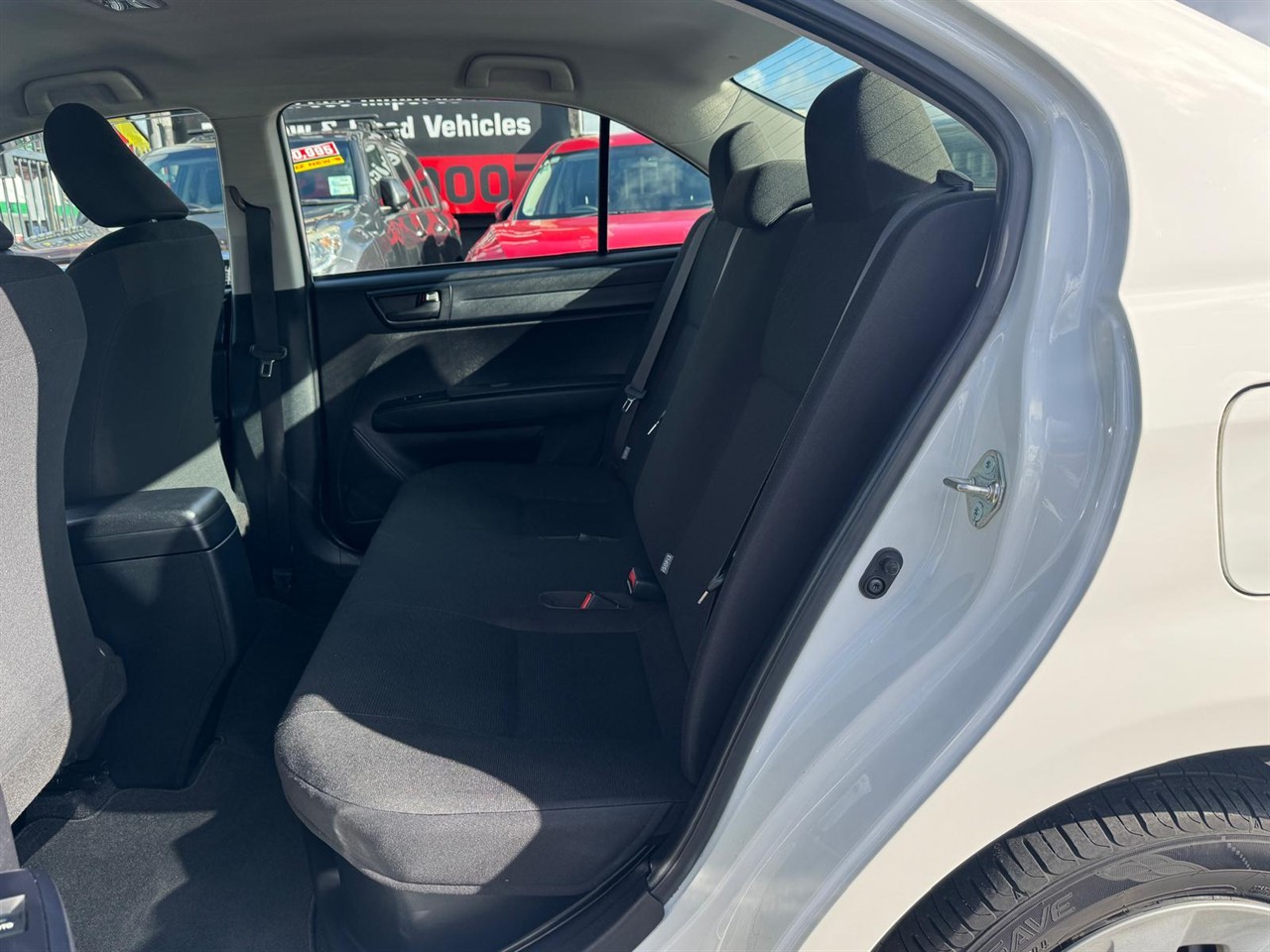 2020 Toyota Corolla thumbnail