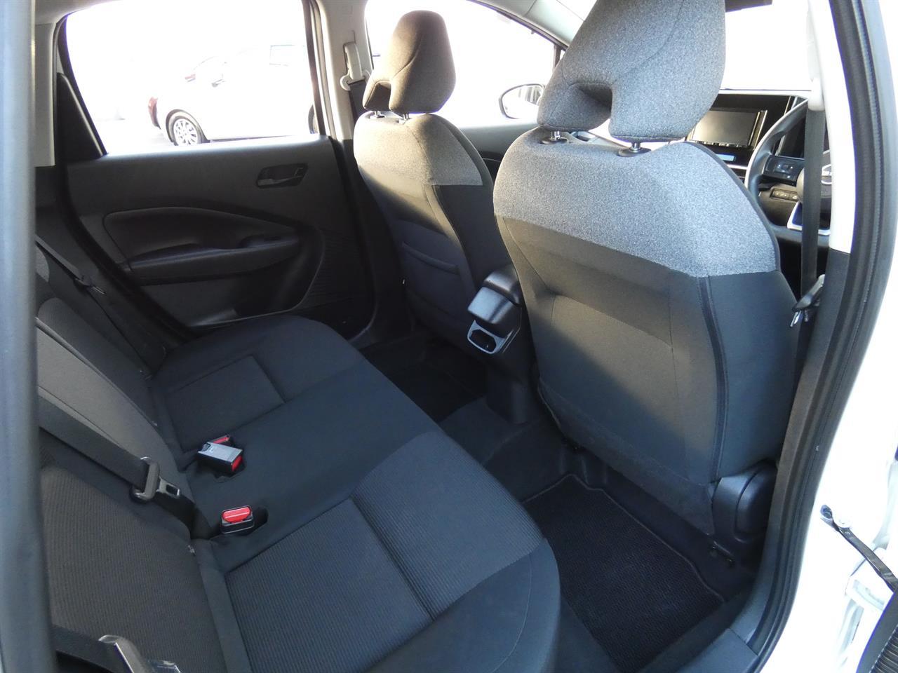 2021 Nissan NOTE thumbnail