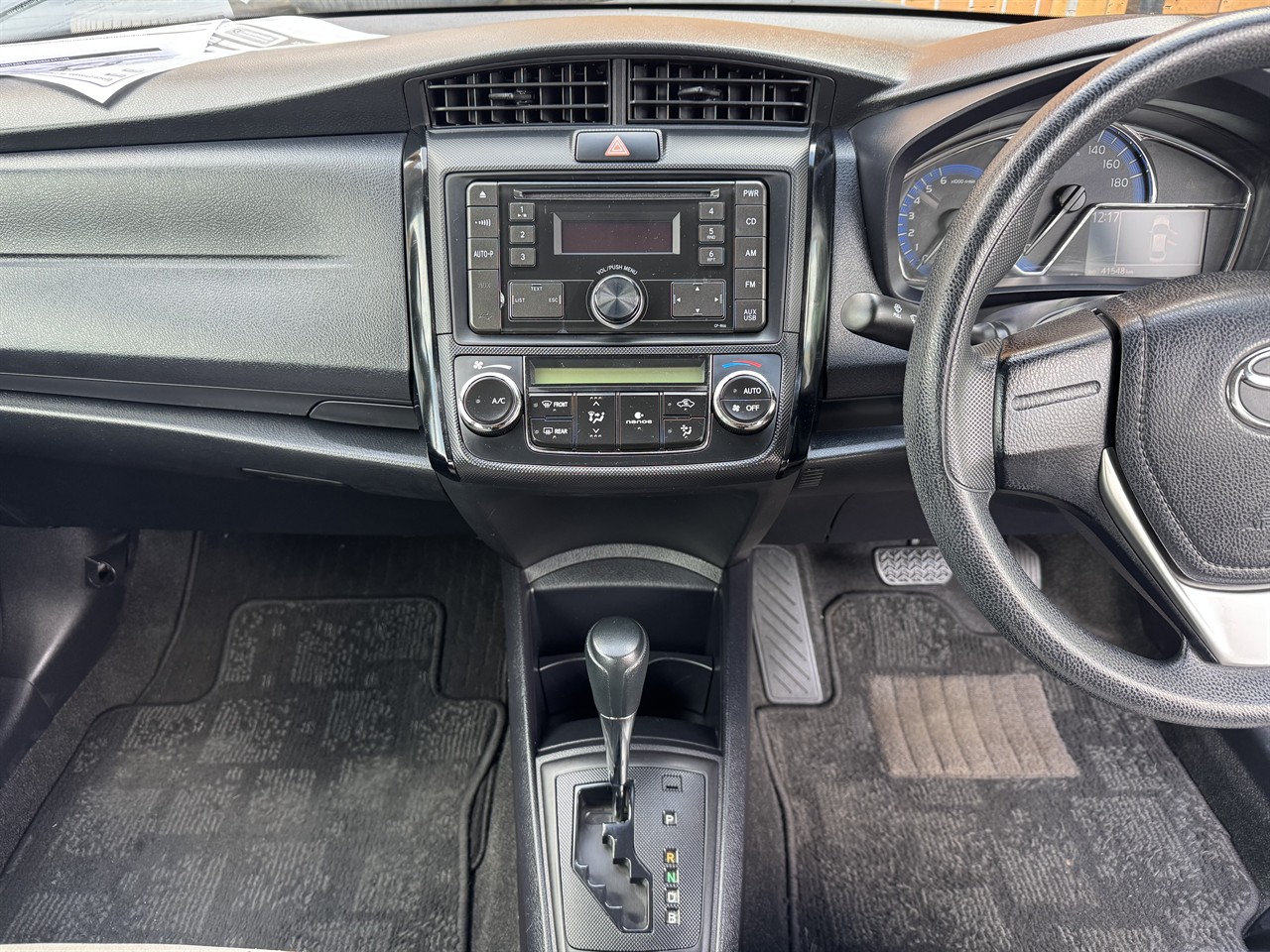 2015 Toyota Corolla thumbnail