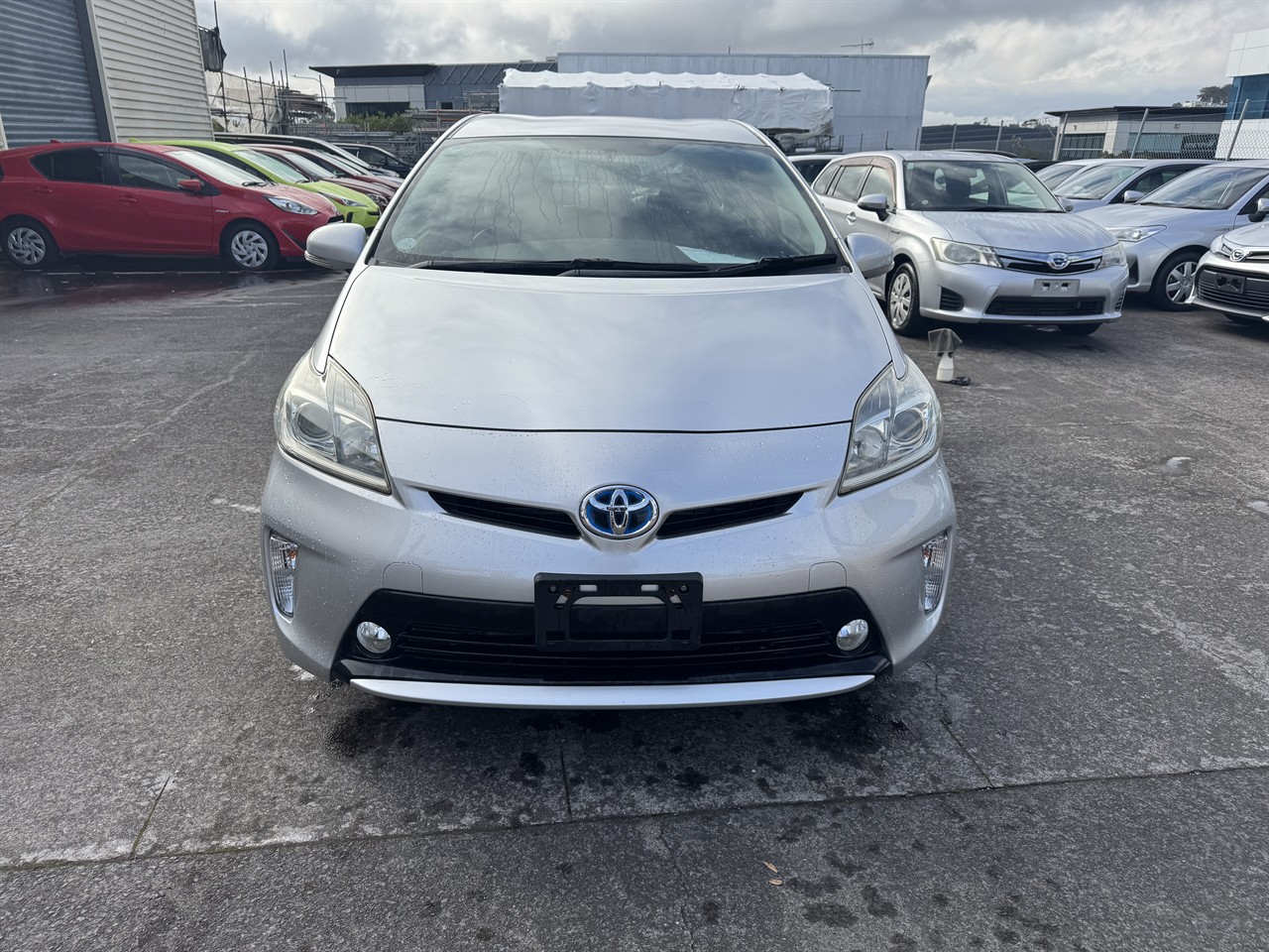 2012 Toyota Prius thumbnail