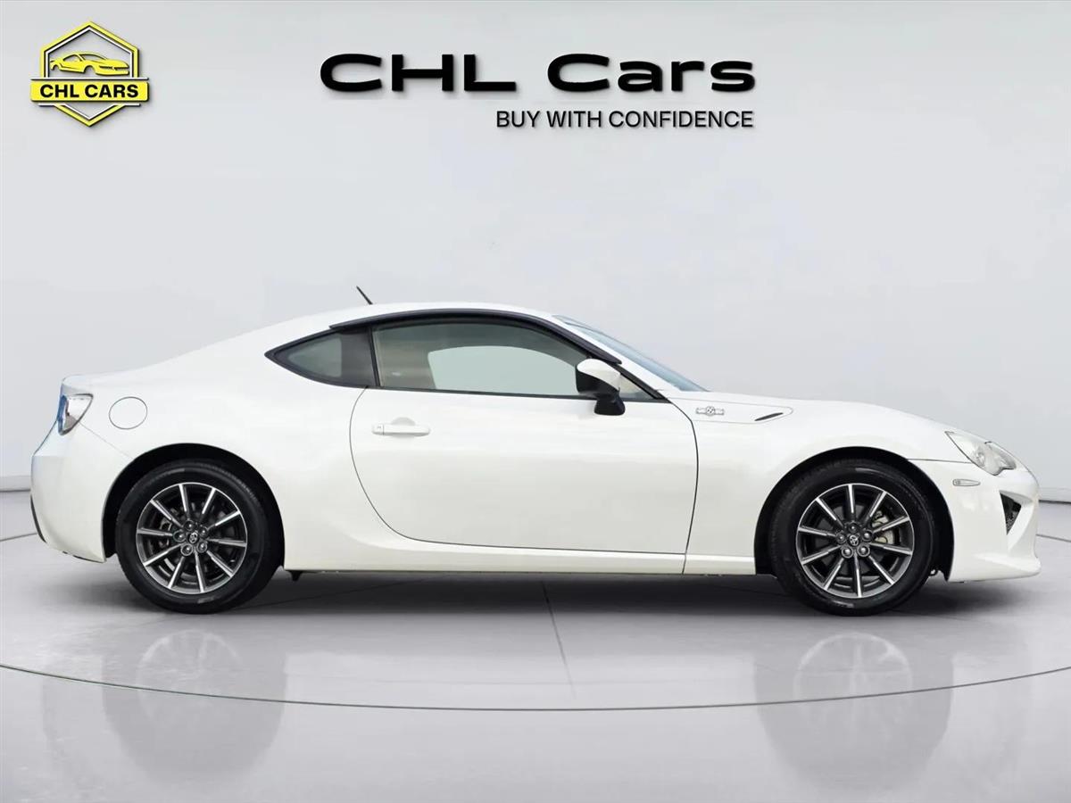2012 Toyota 86 thumbnail