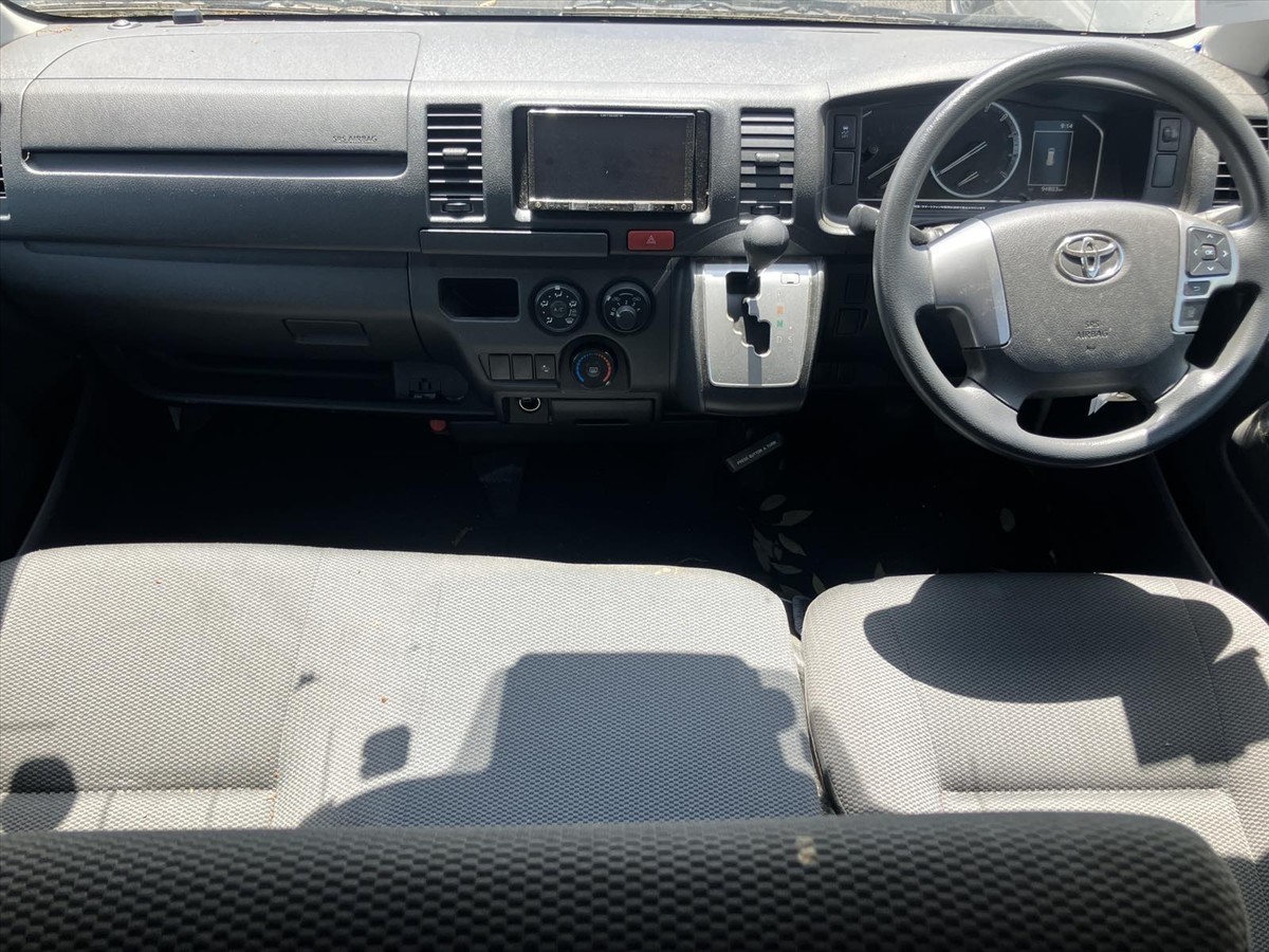 2020 Toyota Hiace thumbnail