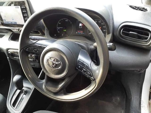2021 Toyota Yaris thumbnail