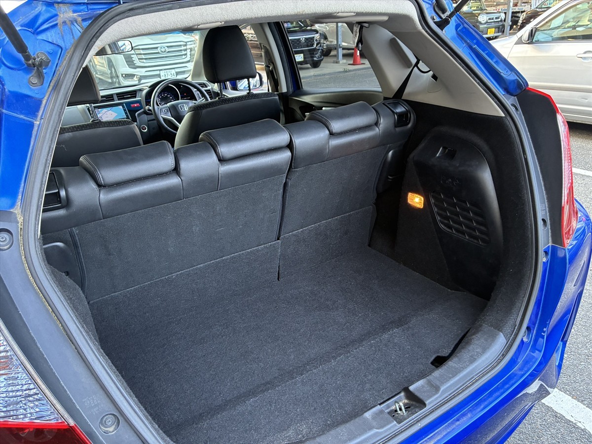 2014 Honda FIT thumbnail