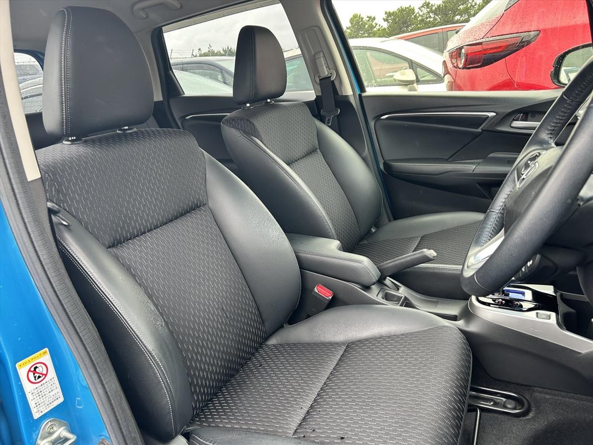 2013 Honda FIT thumbnail
