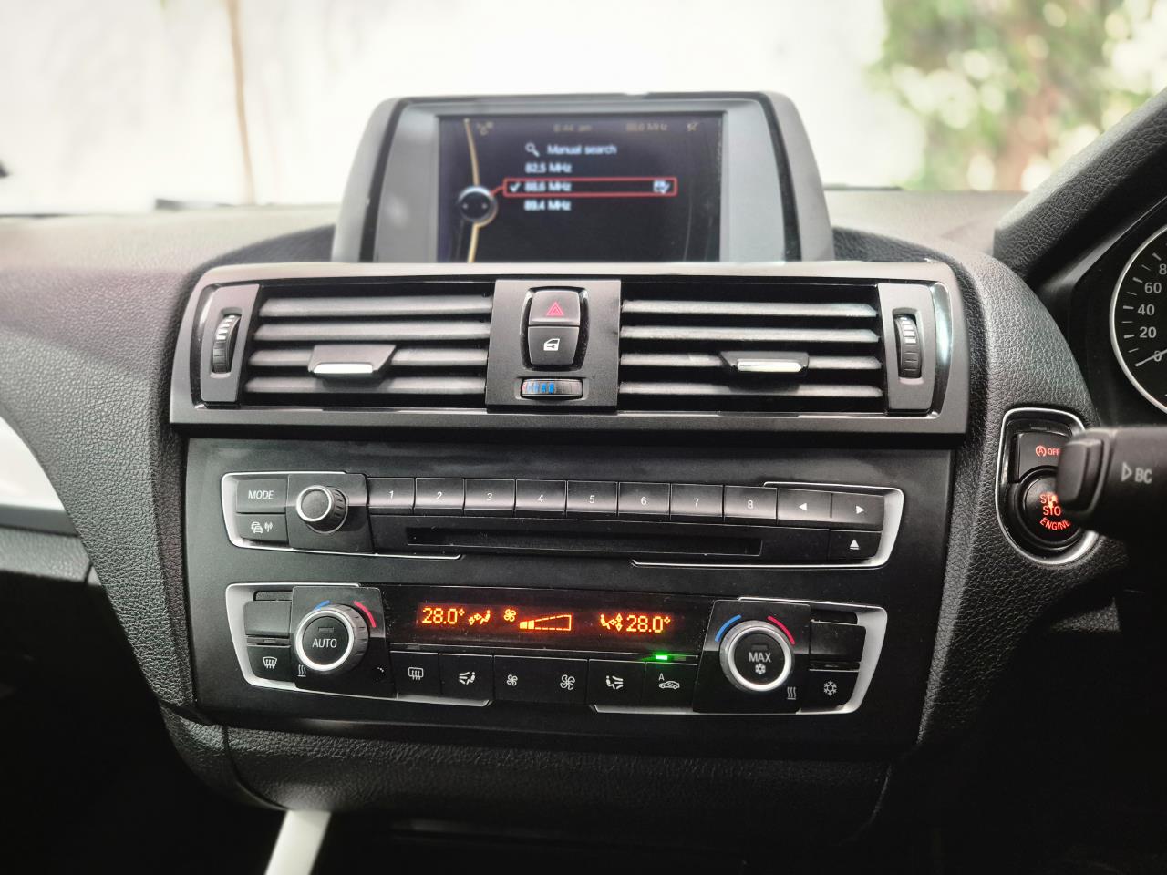 2012 BMW 116I thumbnail