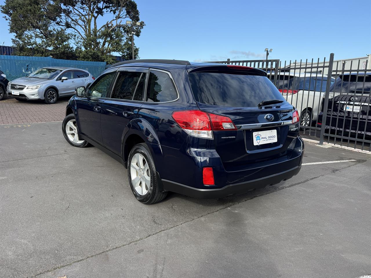 2012 Subaru Outback thumbnail