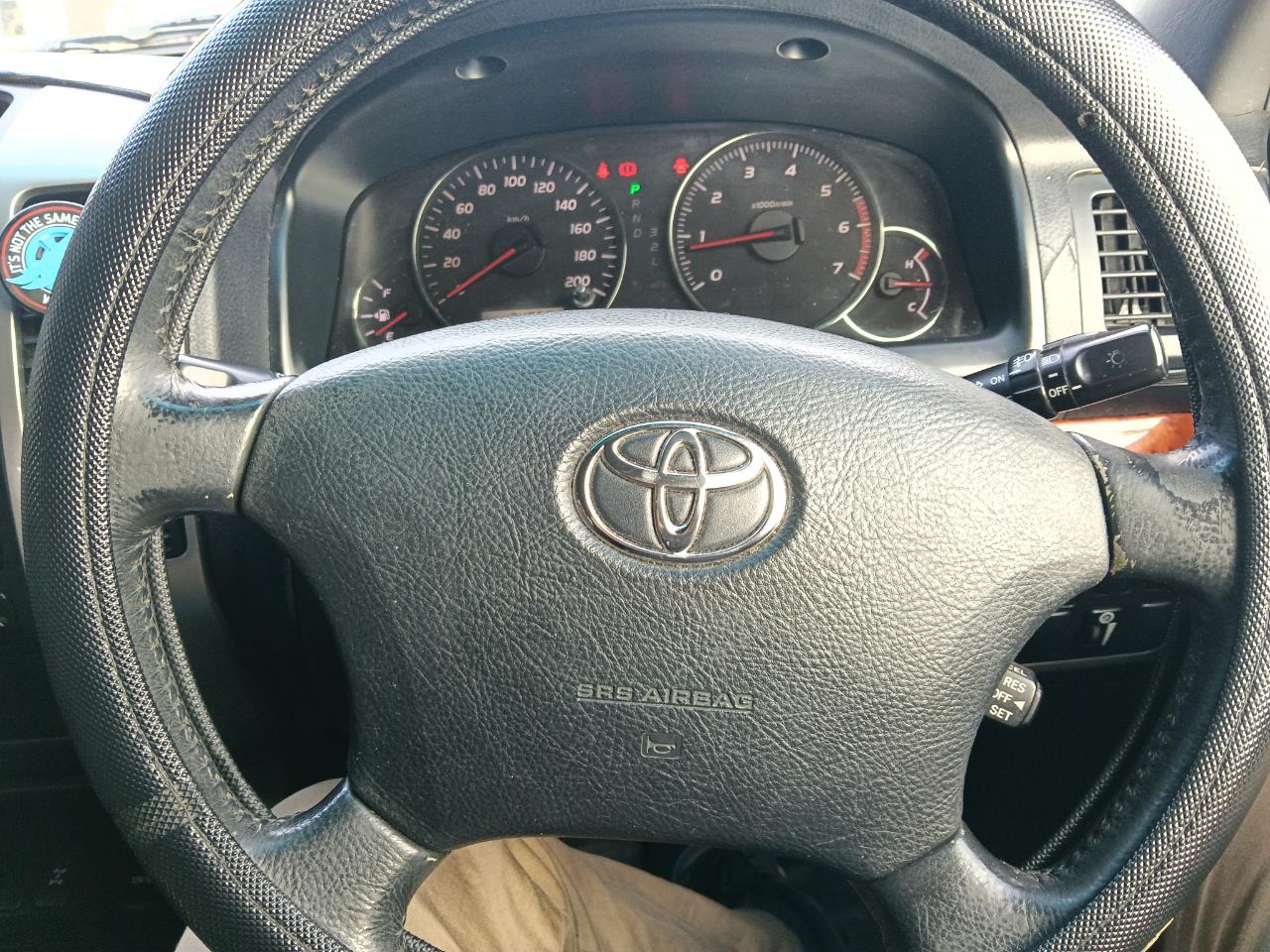 2003 Toyota Land thumbnail