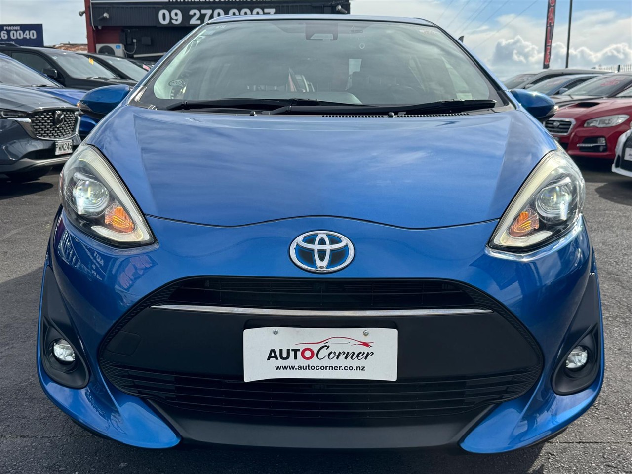 2017 Toyota Aqua thumbnail