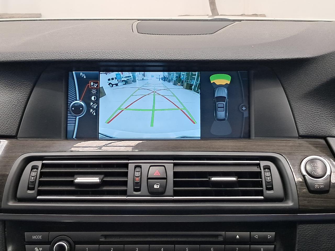 2011 BMW 523i thumbnail